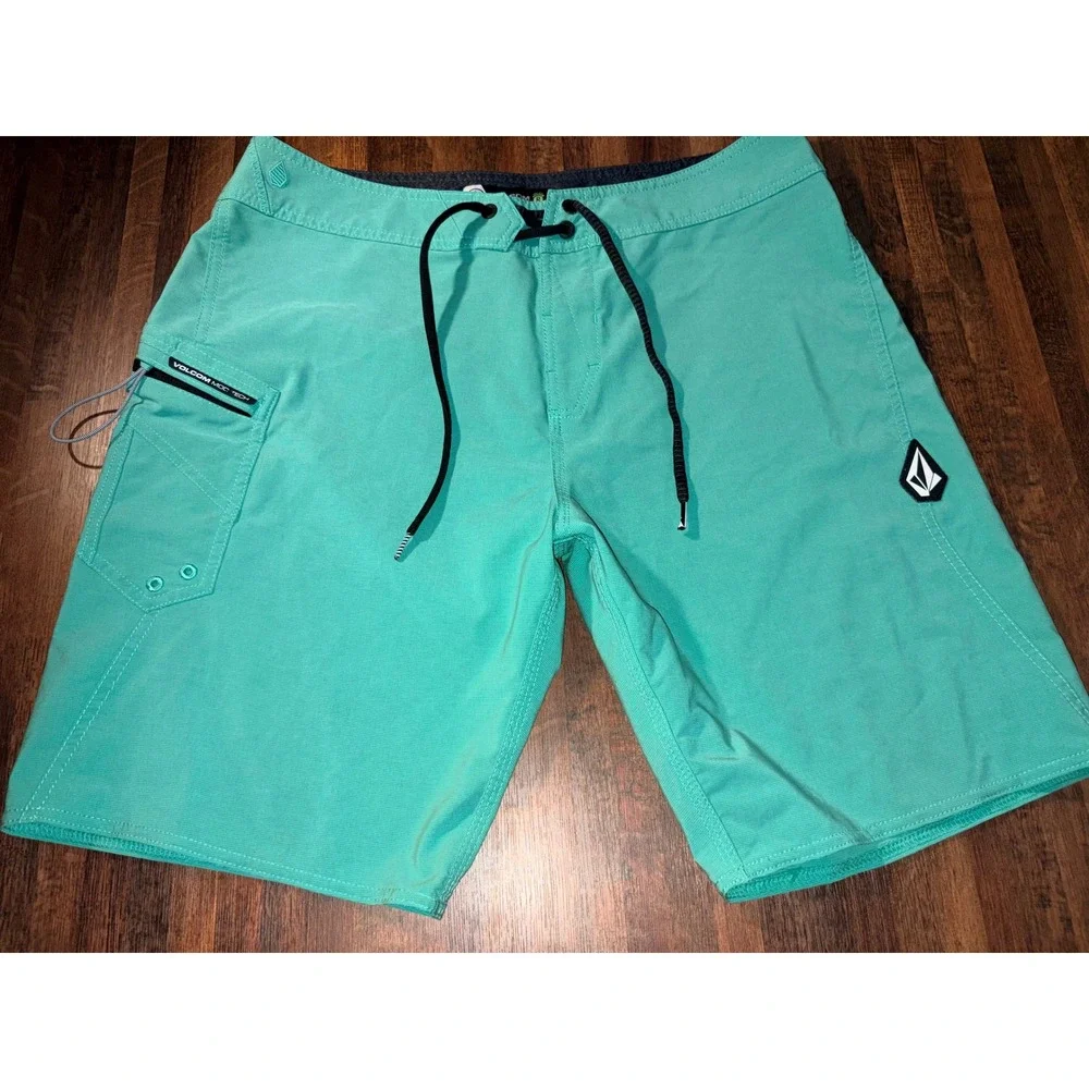 Volcom Mod-Tech Board Shorts Mens 33 Teal Green Repreve Stretch Swim Trunks